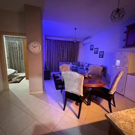 Me Qira Ditore Astir Apartment *