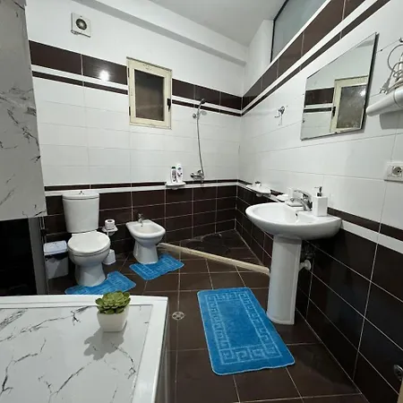 Me Qira Ditore Astir Apartment Tirana